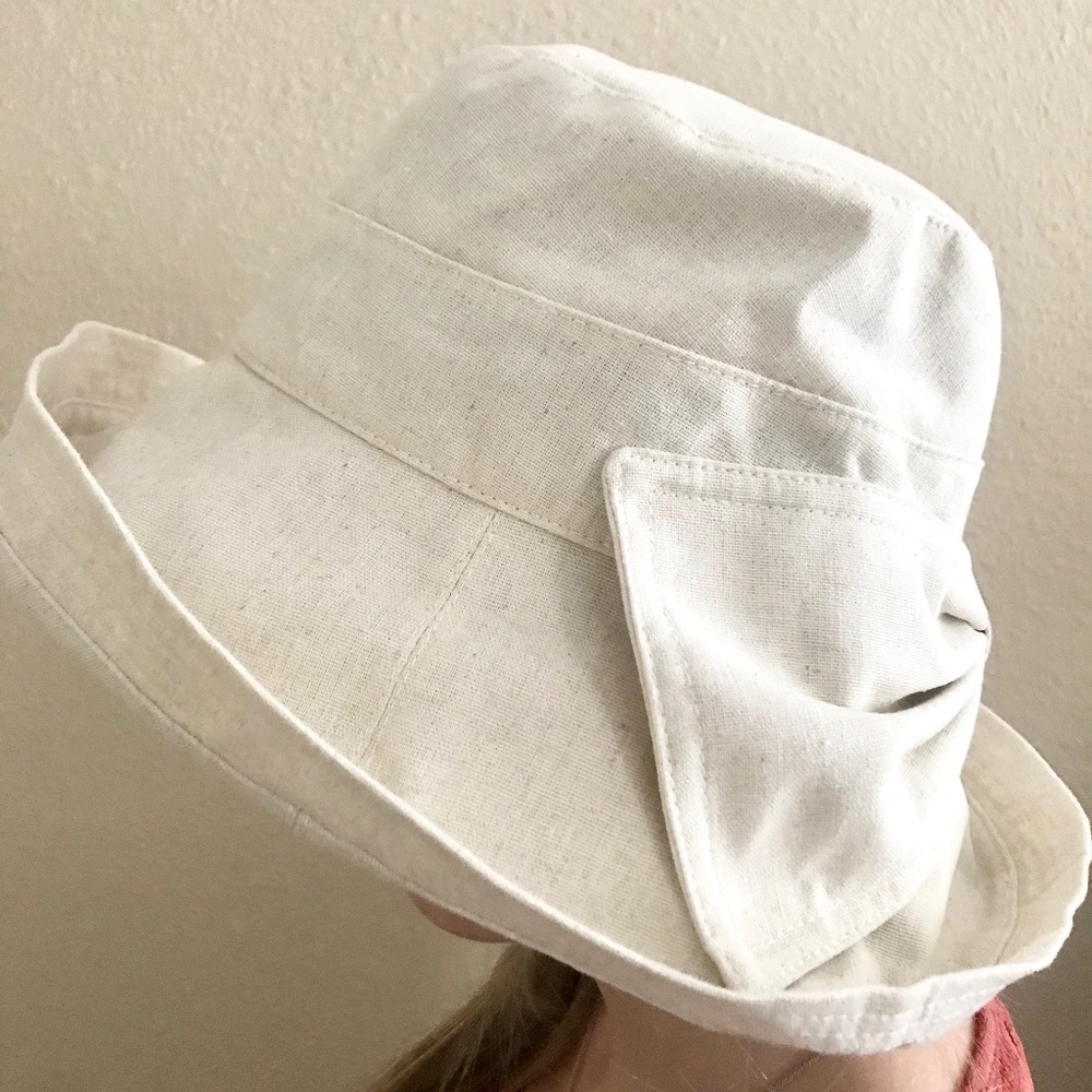 Brand New CACUSS Foldable Brim Bowknot Sun Hat